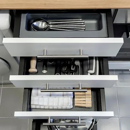 Venice شقة البورايا